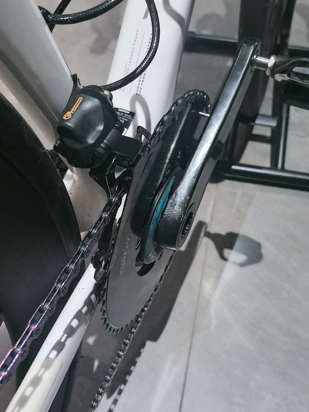 24 AXLE CARBON CRANKSET photo review