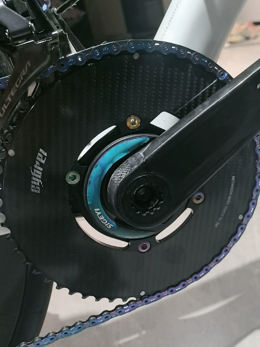 24 AXLE CARBON CRANKSET photo review